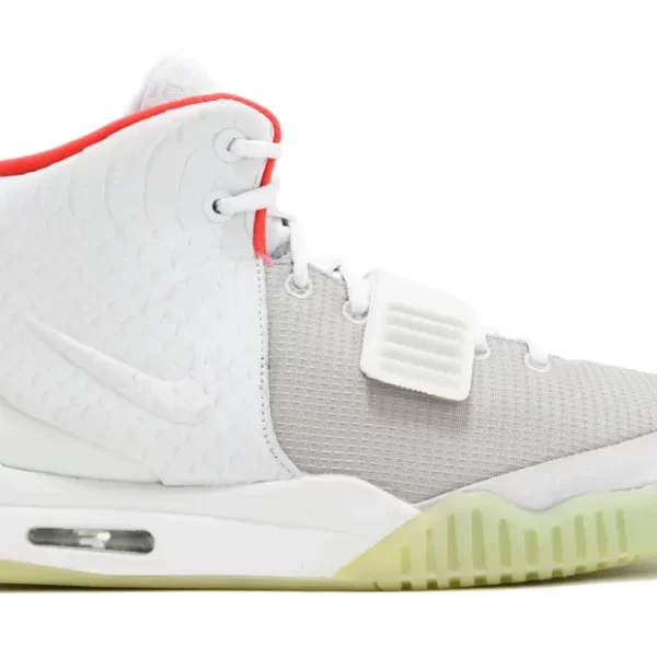 NIKE AIR YEEZY